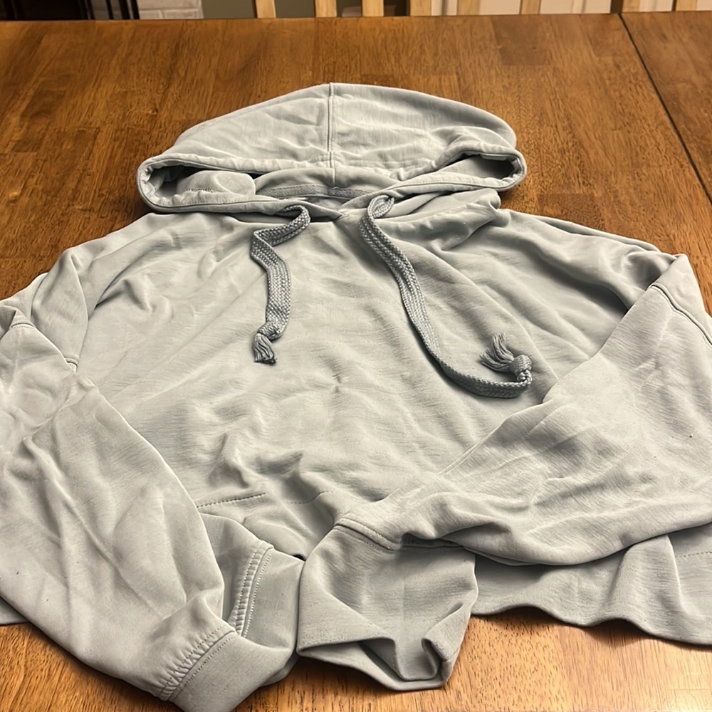 Light green cropped sweatshirt